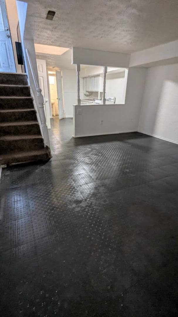 Photo - 39 E Parkview Ave