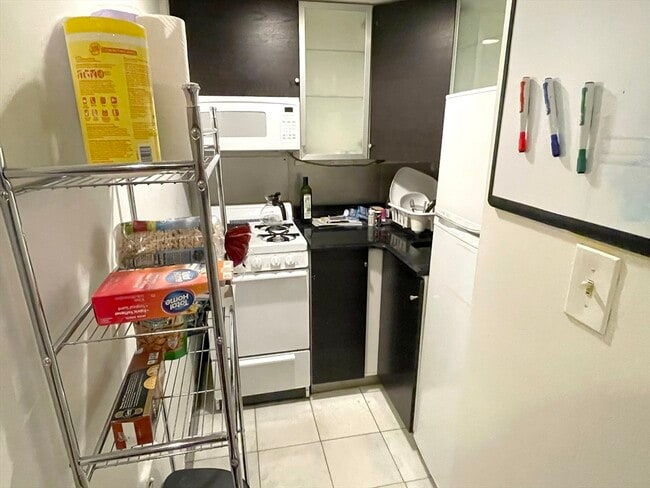 Photo - 50 Follen St Unit 4