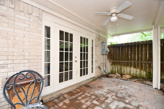 1947 Mayweather Ln