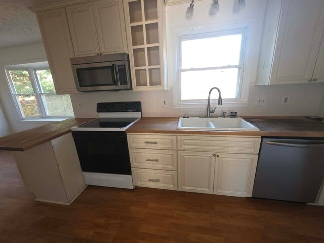 Photo - 5700 Nassau Dr