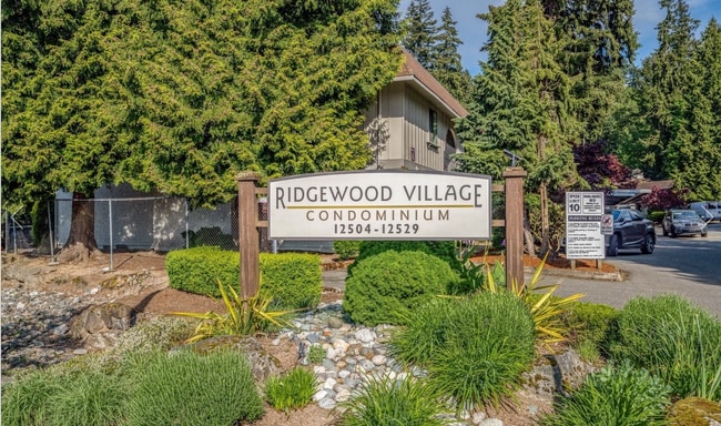 Photo - Ground Floor Two-Bedroom/One-Bathroom Cond... Unit H1