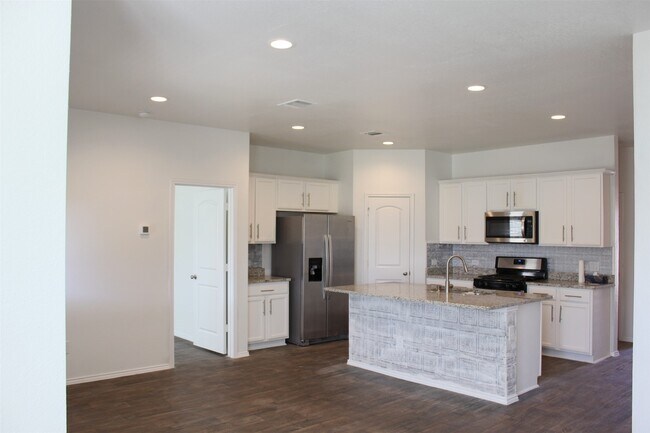 Photo - 22619 Theodoli Dr