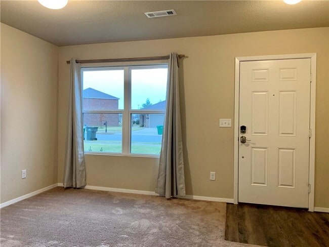 Photo - 7851 Bridgegate Ave