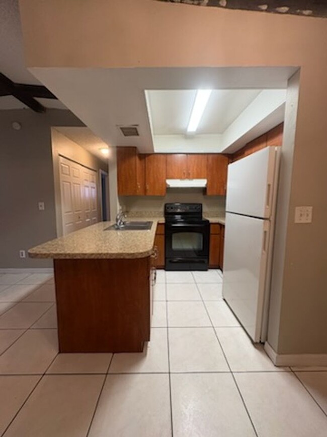 Photo - 3080 St Paul Dr House