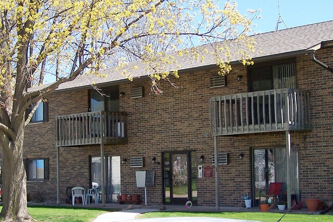 Photo - SHAWANO APARTMENTS