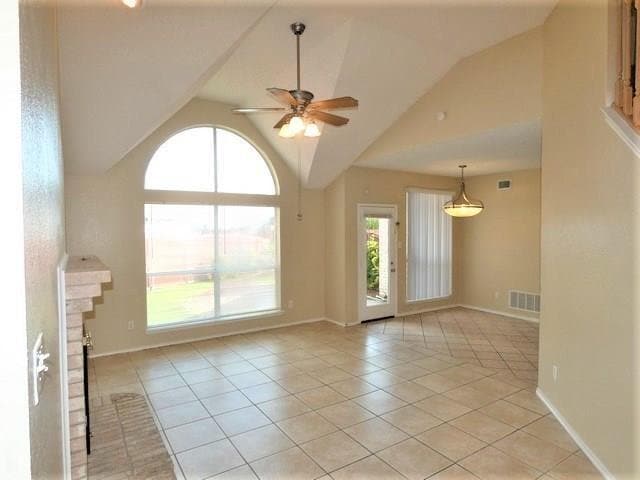 Photo - 2713 Clearwater Dr