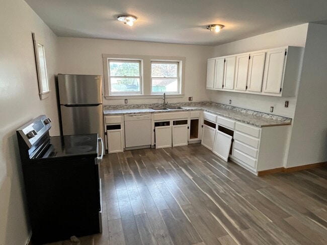 Photo - 4 woodland drive Unit Apartment