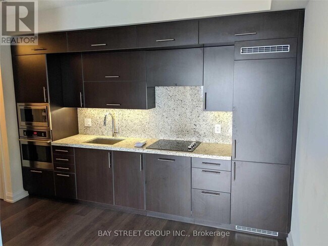 Photo - 5 Sheppard Ave E Unit 3916