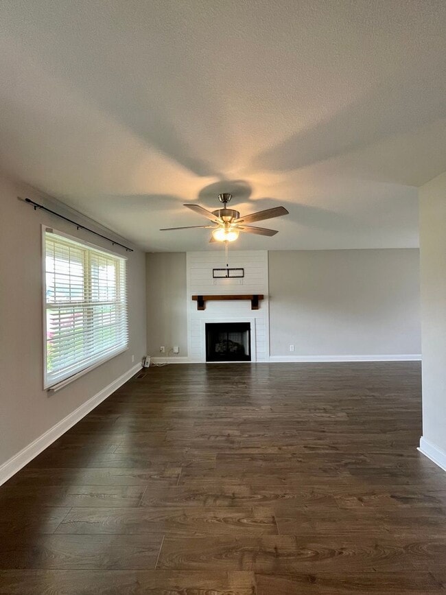 Photo - ** COMING SOON ** Beautiful Large Home in Great Location