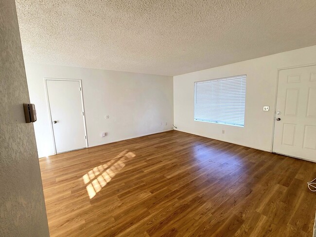 Photo - You will love this 2 bedroom 1.5 bath in 29 Palms  Close to Marine Base