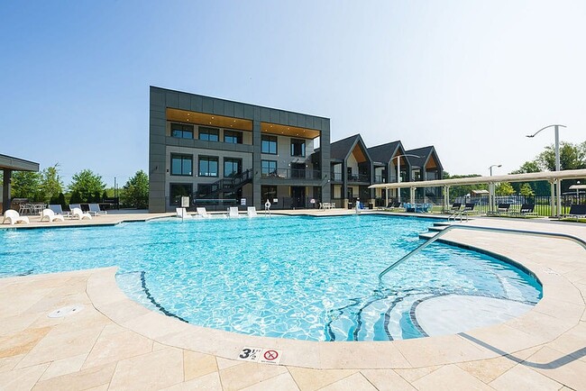 Blu South Swimming Pool