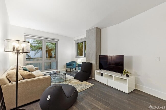 Photo - 1075 Market St Unit 212