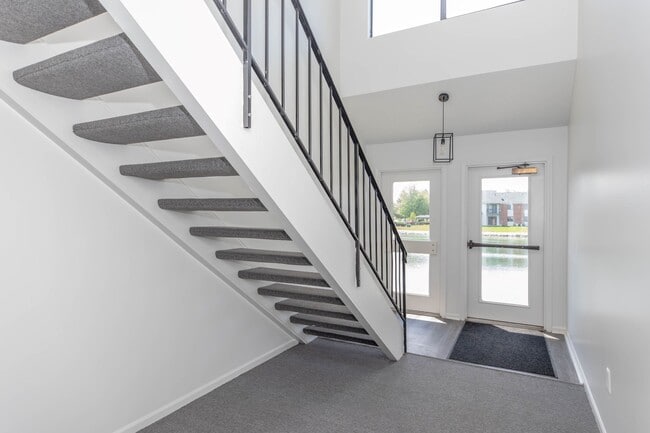 Modernized Common Areas - Lakeview Apartments