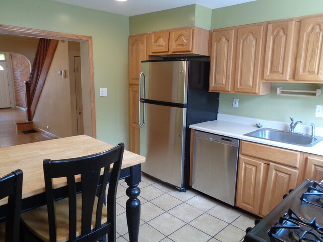 Photo - 815 S Decker Ave