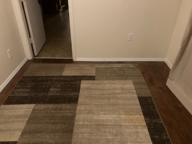 Photo - 2215 75th St SE Unidad 2