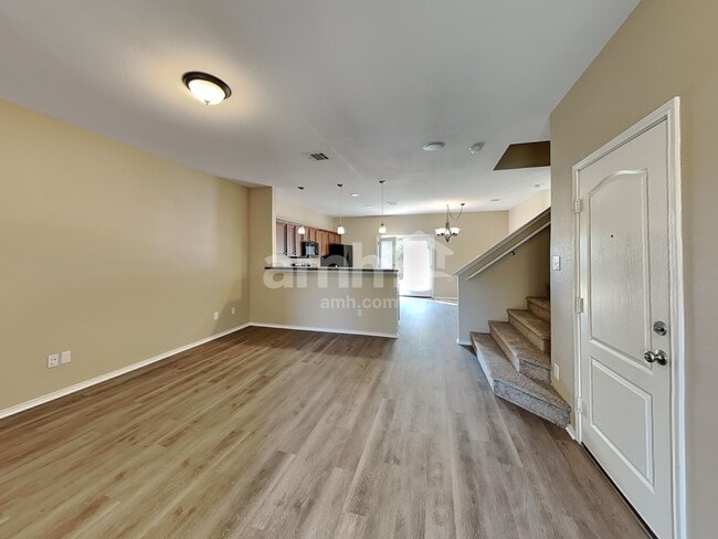 Photo - 4020 Hanna Rose Ln