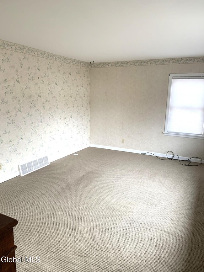 Photo - 15 Grounds Pl