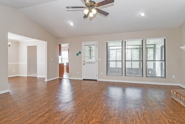 Photo - 8850 Cherry Hill Dr