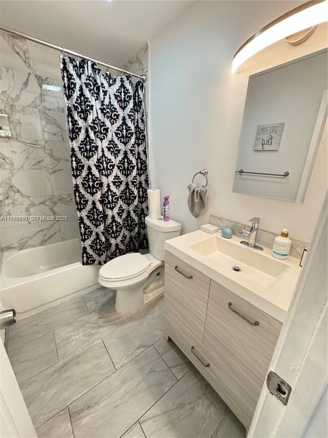 Photo - 236 SE 9th Ave