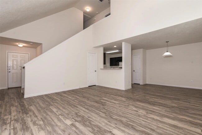 Building Photo - 4023 Rose Mary Bend Rental