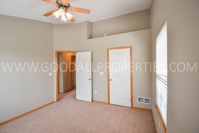 Photo - Discover this beautiful 2 Bedroom, 2.5 Bath Towhome in Ankeny!