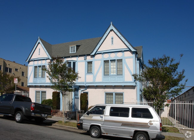 Building Photo - 310 N. Ardmore Ave.