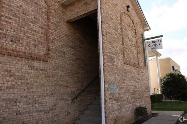 Building Photo - 2469 3rd Ave Rental