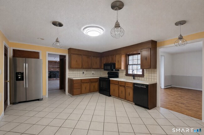 Photo - 12 Hilltop Dr