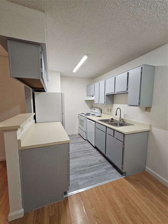 Photo - 2750 Holly Hall St Unit 712