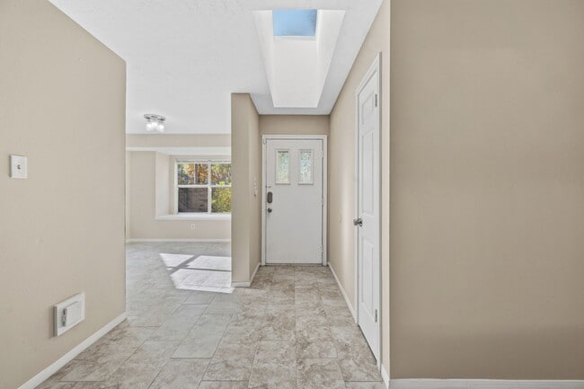 Photo - 3330 Beech Point Dr