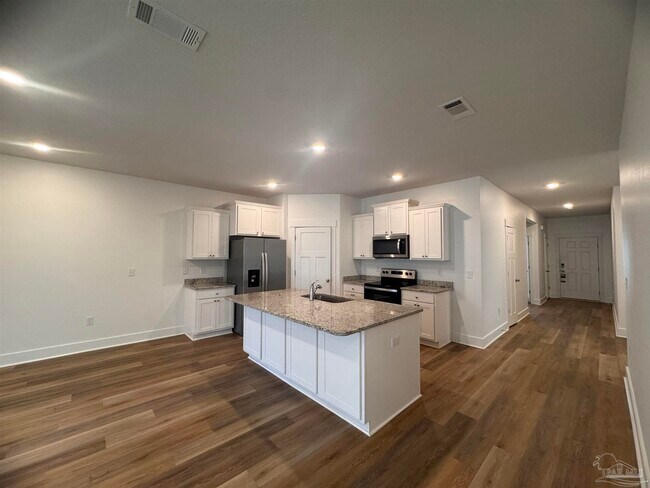 Photo - 6419 Forest Bay Ave