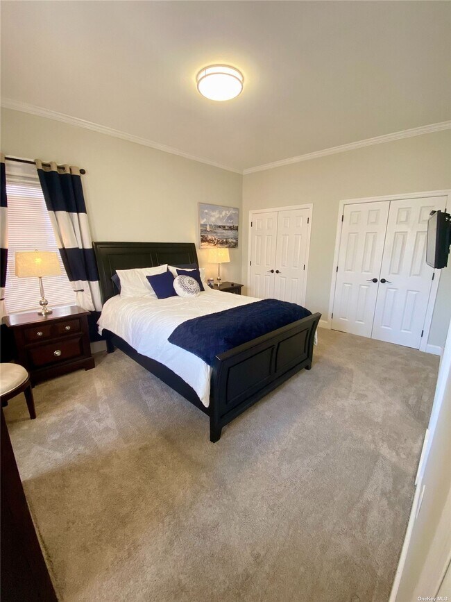 Photo - 157 B Long Beach Blvd