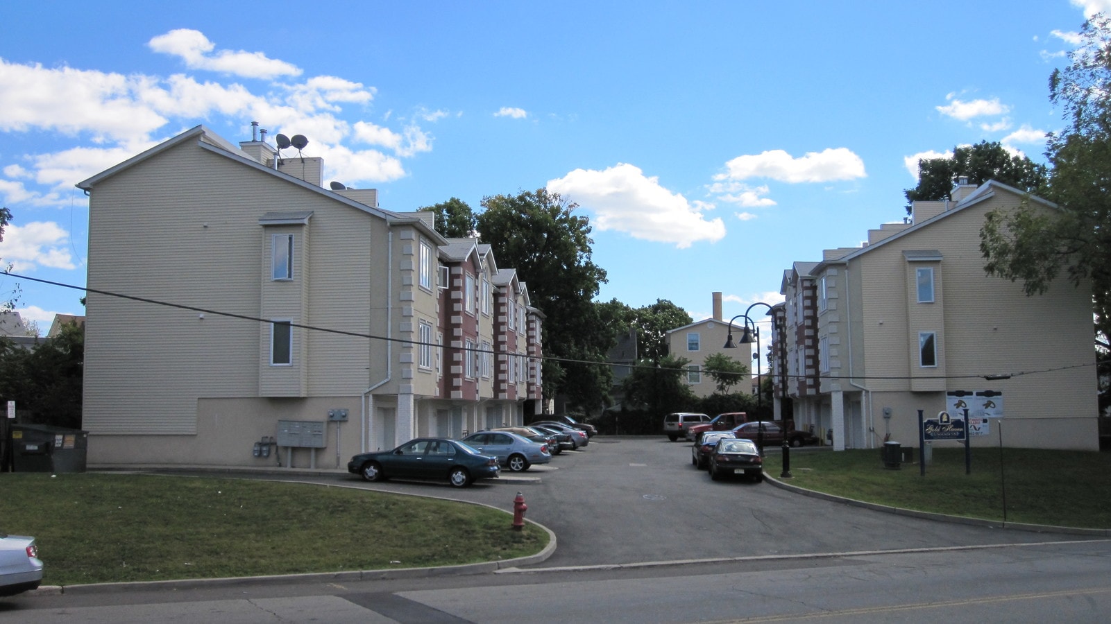 Gold Haven Commons - Gold Haven Commons Apartments