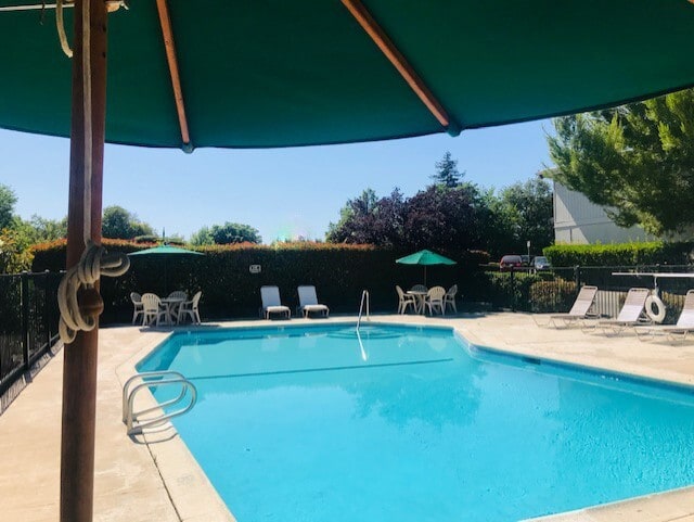 Sunridge Apartments