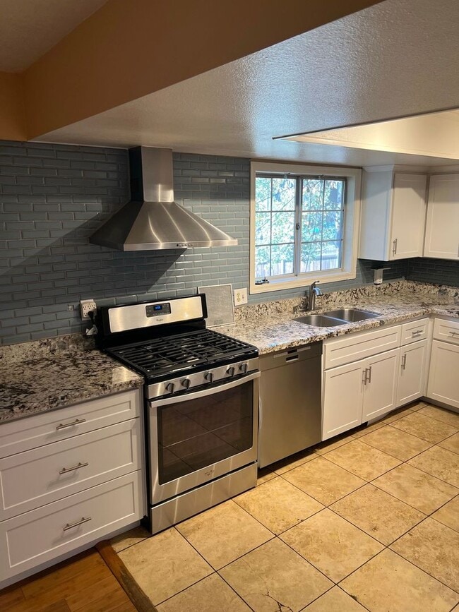 Photo - Beautiful Rockridge Home for long term Lease.