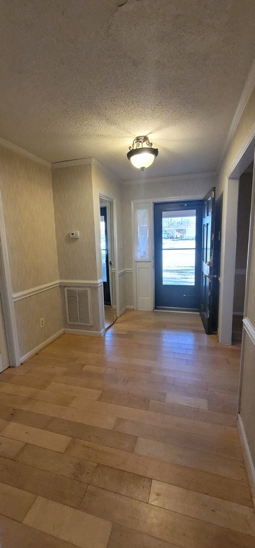 Photo - Fayetteville Pool Home Ready To Be Rented!!