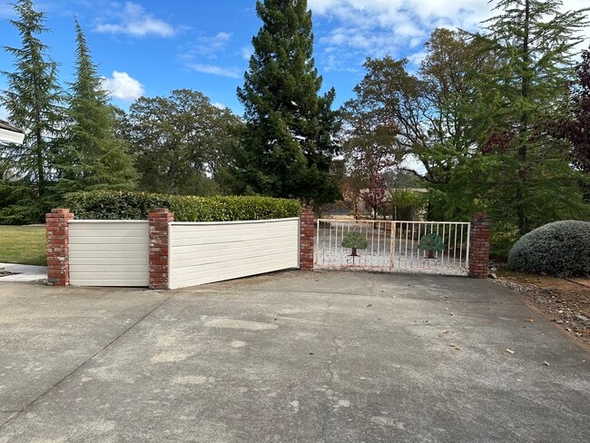 Photo - 4388 Vega Loop