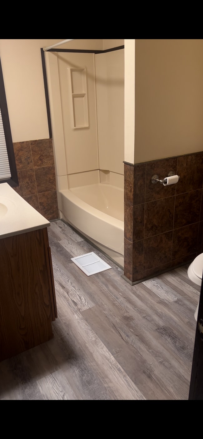 Photo - 4656 DuPont Ave N Unit 1