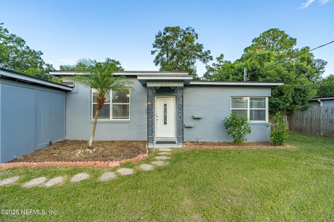 Photo - 6167 Fordham Cir E