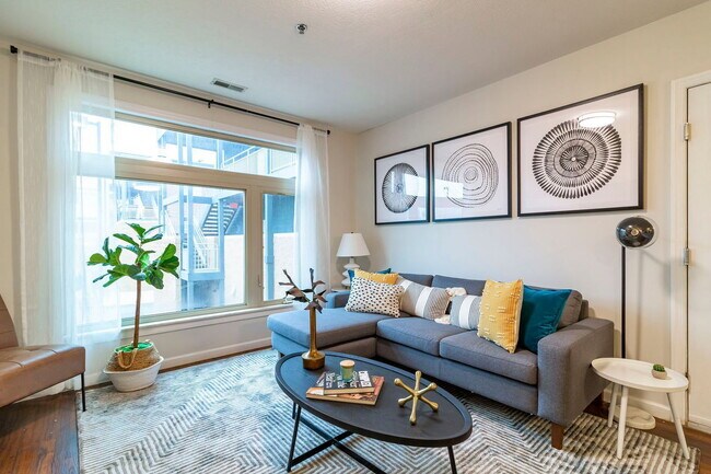 258 Chittenden Ave Unit 201