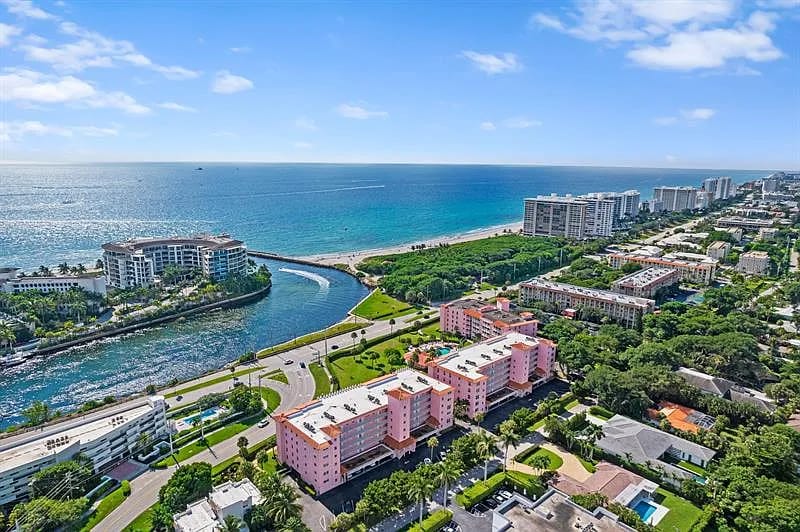 Photo - 1001 E Camino Real (Boca Raton, FL)