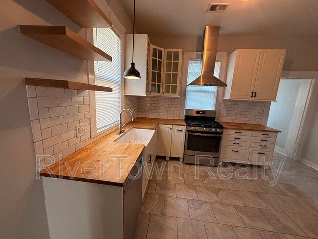 Photo - 2023 Higbee Ave