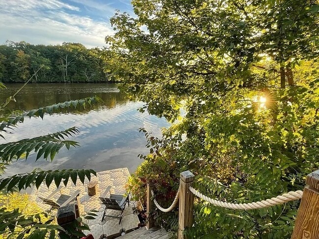 Photo - 157 Riverview Ave