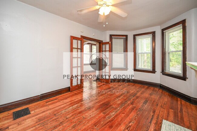 Photo - 2125 W Clifton Ave Unit B