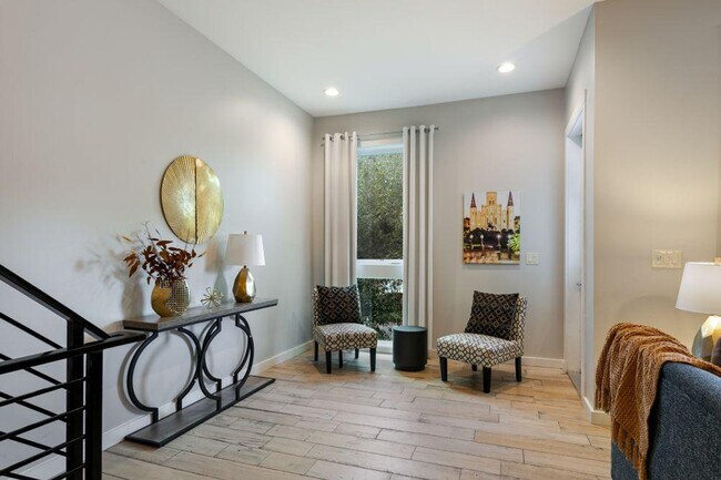 Photo - 3737 Bienville Ave Unit ID1269999P