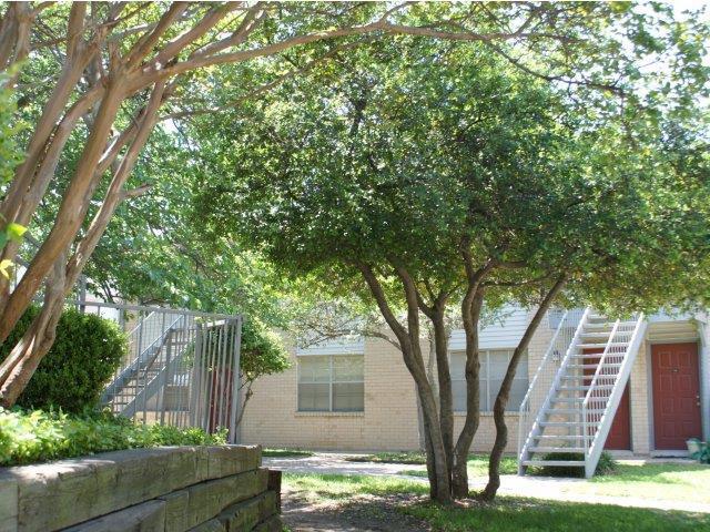 Photo - 4101 S Cockrell Hill Rd Unit c2