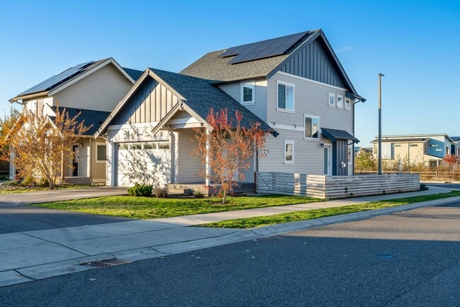 Photo - 700 Springside Ln