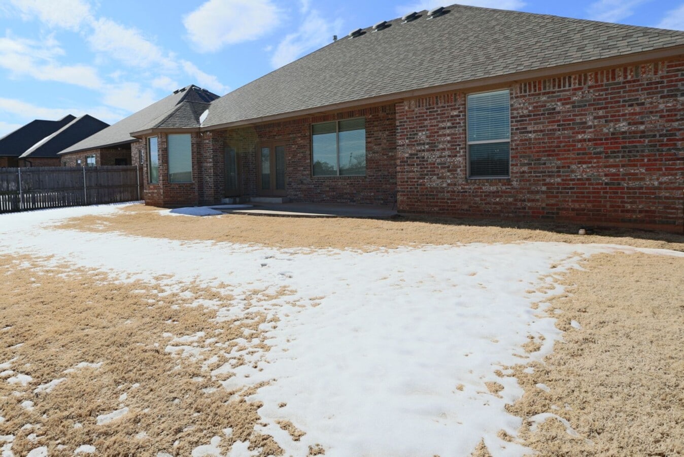 Photo - Beautiful 4 bed, 2 bath WITH an Office in Mustang Schools