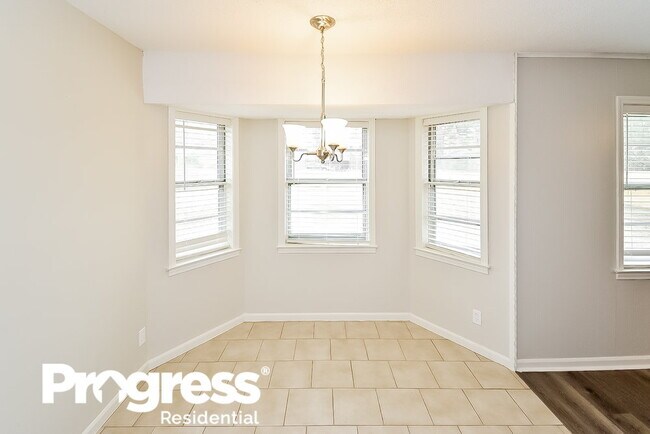 Photo - 9077 Neil Ave