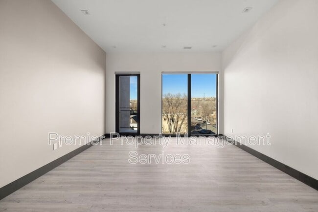 Photo - 2310 First Ave N Unit #501